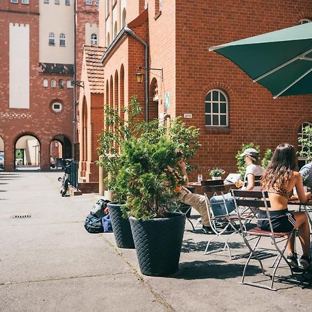 Three Little Pigs Hostel - Your Berlin Castle Extérieur photo