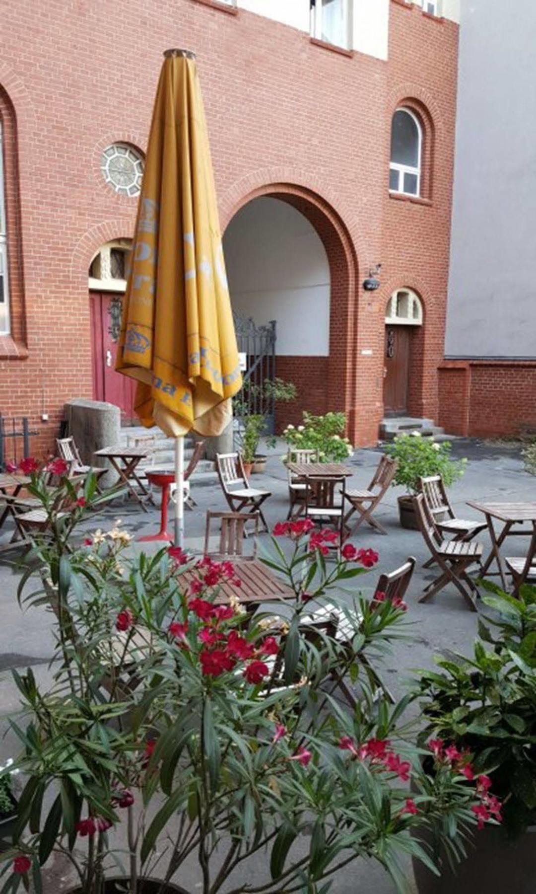 Three Little Pigs Hostel - Your Berlin Castle Extérieur photo